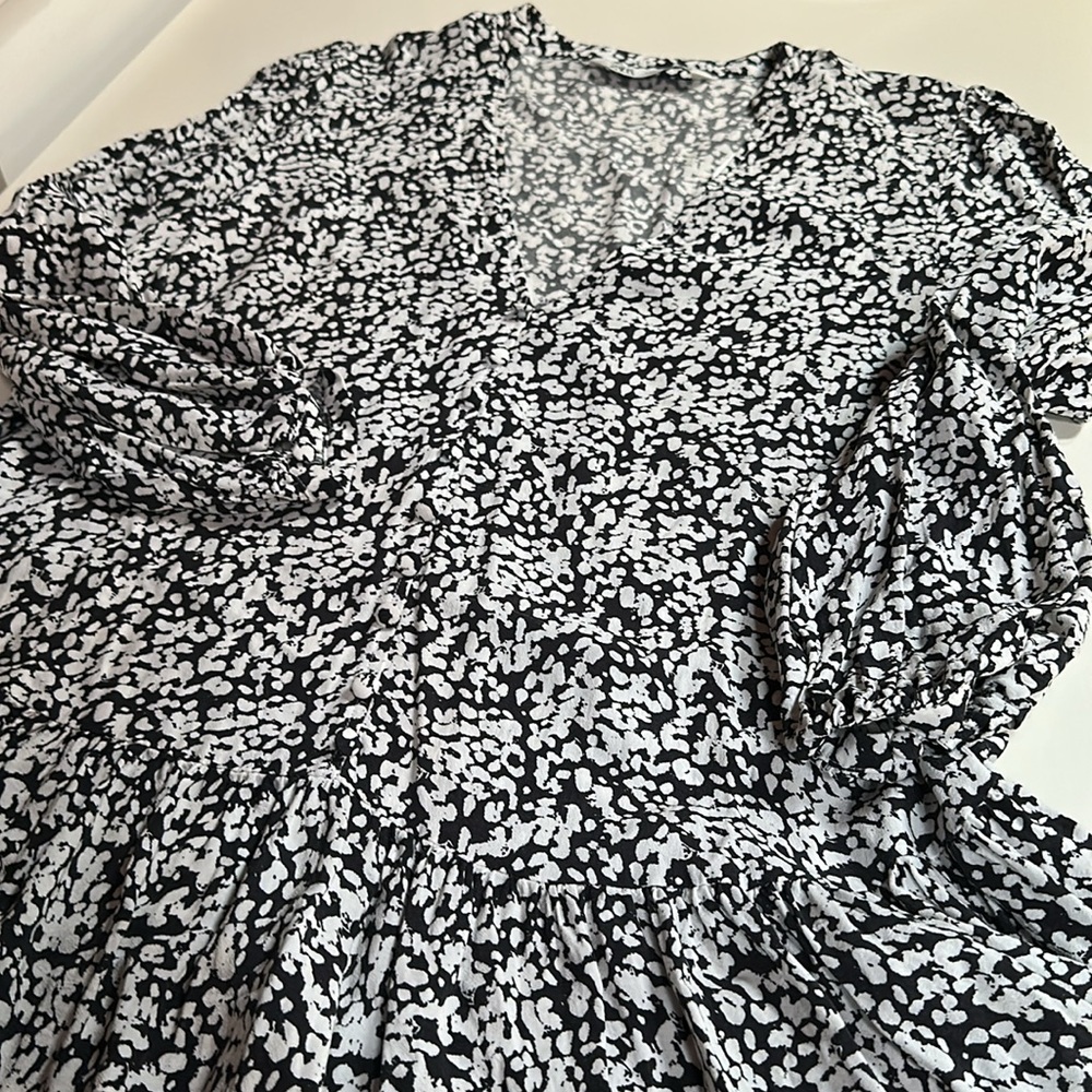 Zara Long Sleeve Flowy Floral Print Dress - Picture 6 of 11